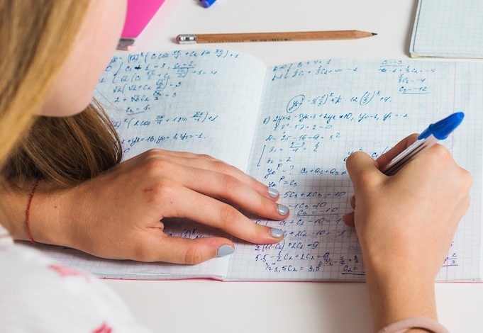 Cara Menulis Himpunan yang Benar Sesuai Kaidah Matematika