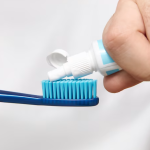 Ilustrasi Odol pemutih gigi sensitif