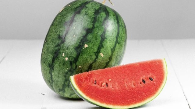 9 Tips dari Petani untuk Memilih Semangka Manis Tanpa Gagal, Mulai Warna hingga Tangkai
