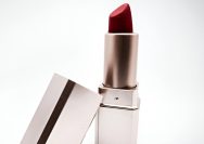 Ilustrasi Lipstik